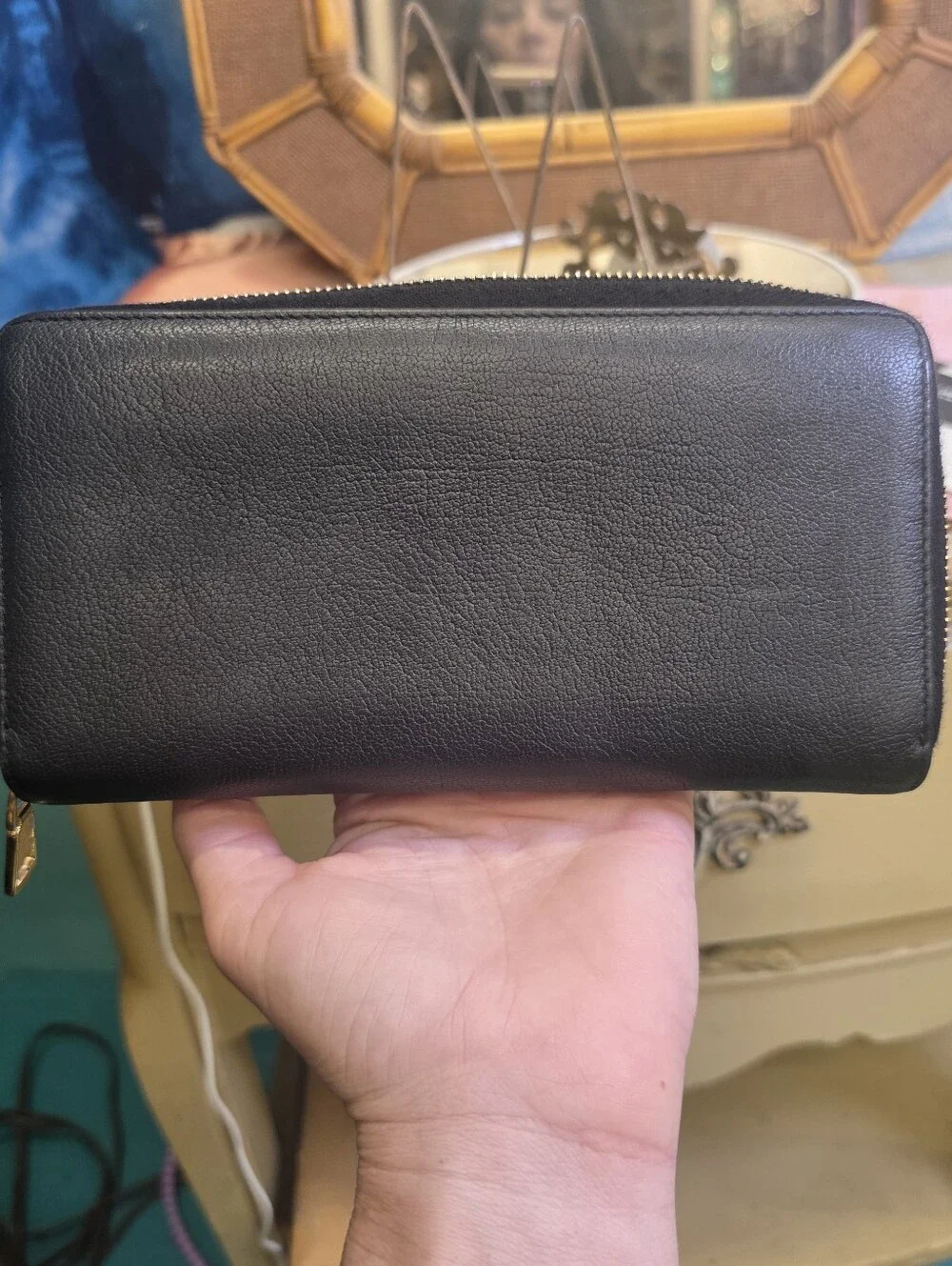 YSL Ives Saint Laurent Black Zippy Wallet - Picture 6 of 17